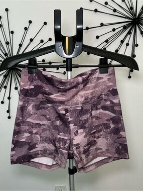 Marika Purple Camo High Rise Biker Shorts Size Medium
